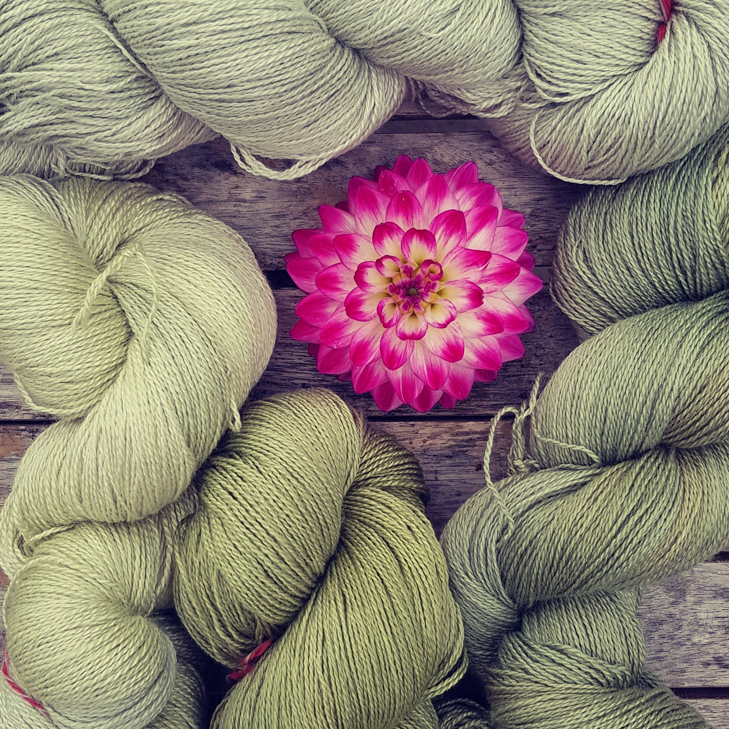 naturally dyed fibres
