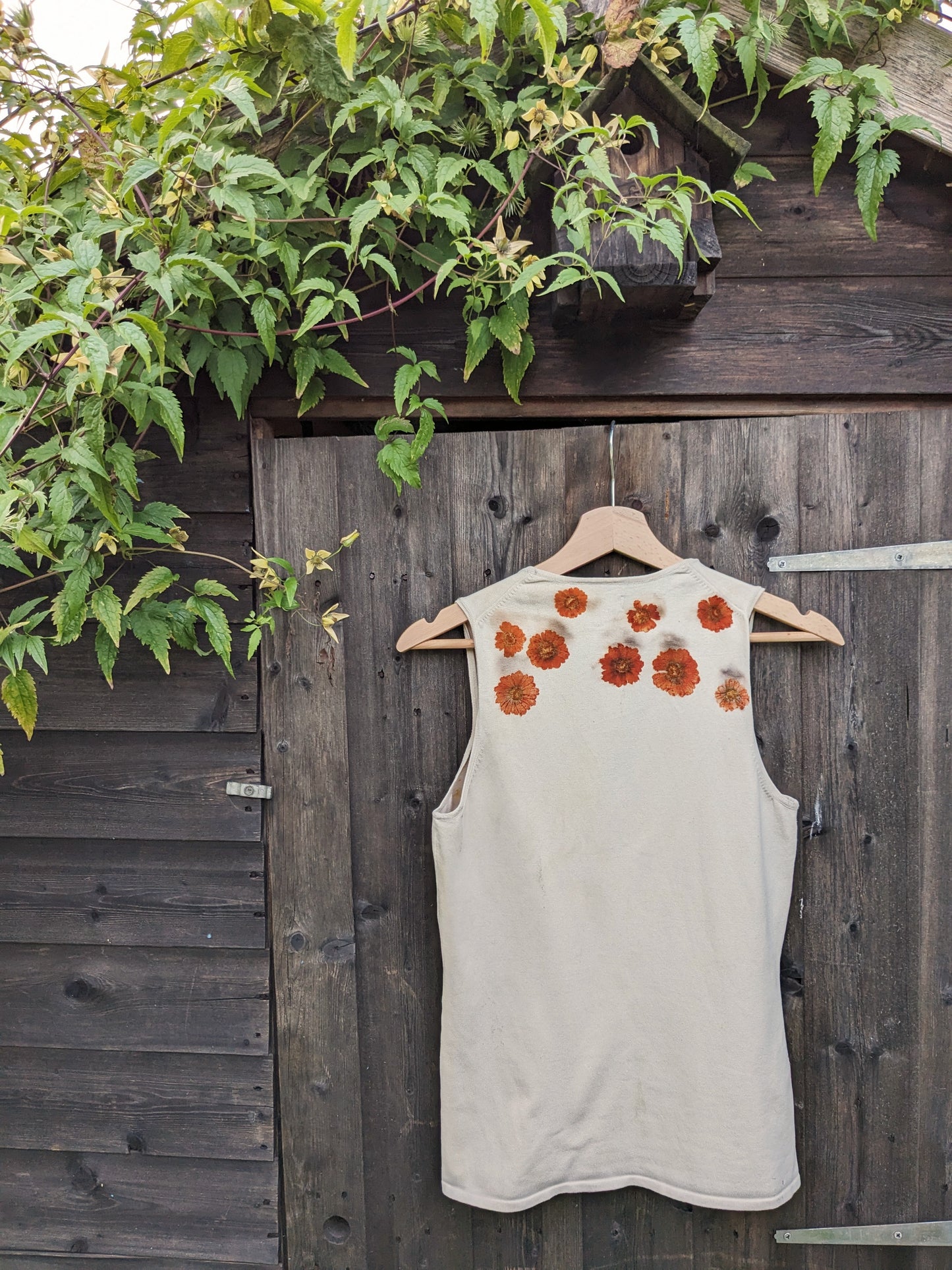 coreopsis eco-printed silk sleeveless top, size: adult S