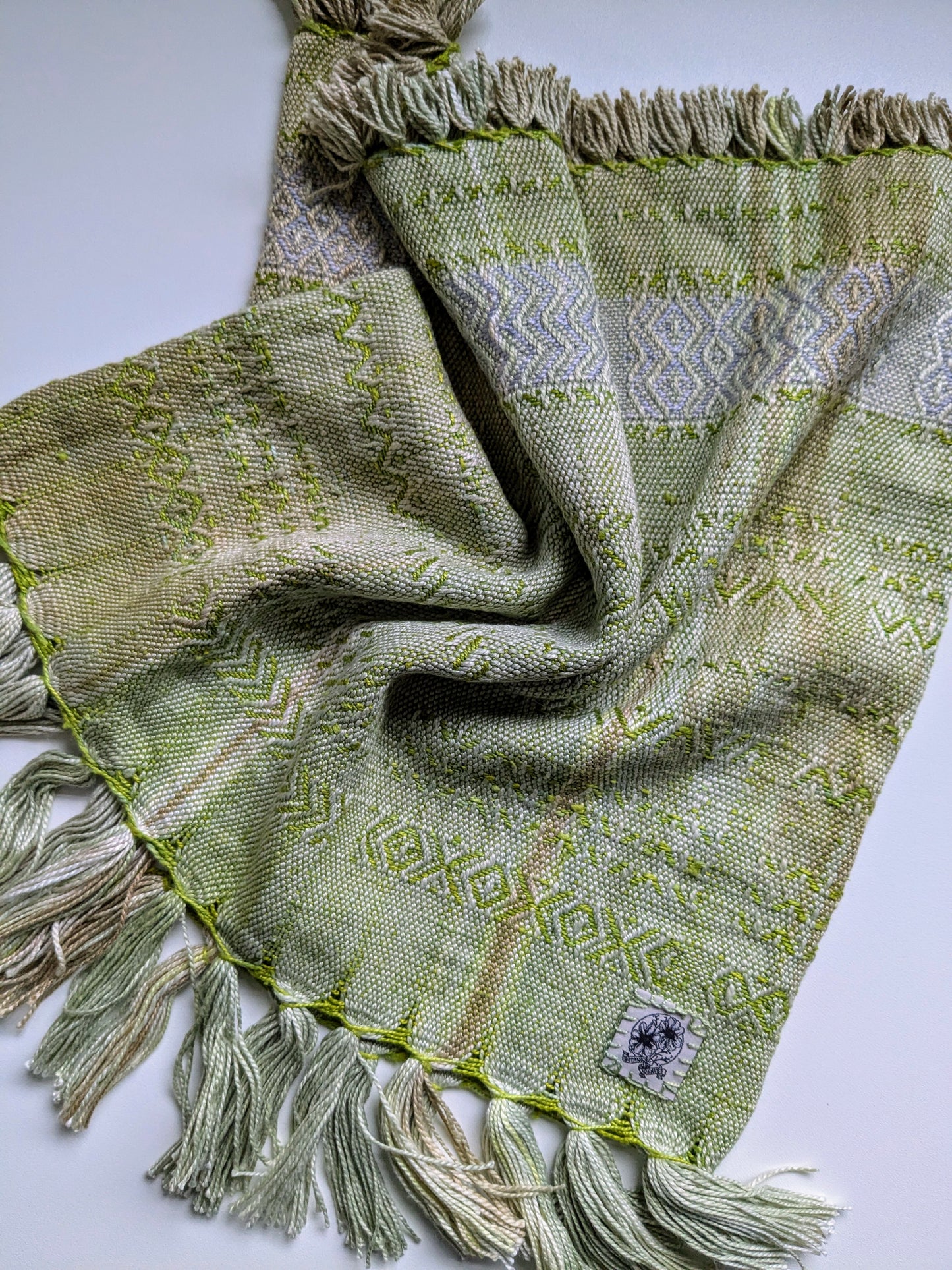 "spring green" handwoven cowl